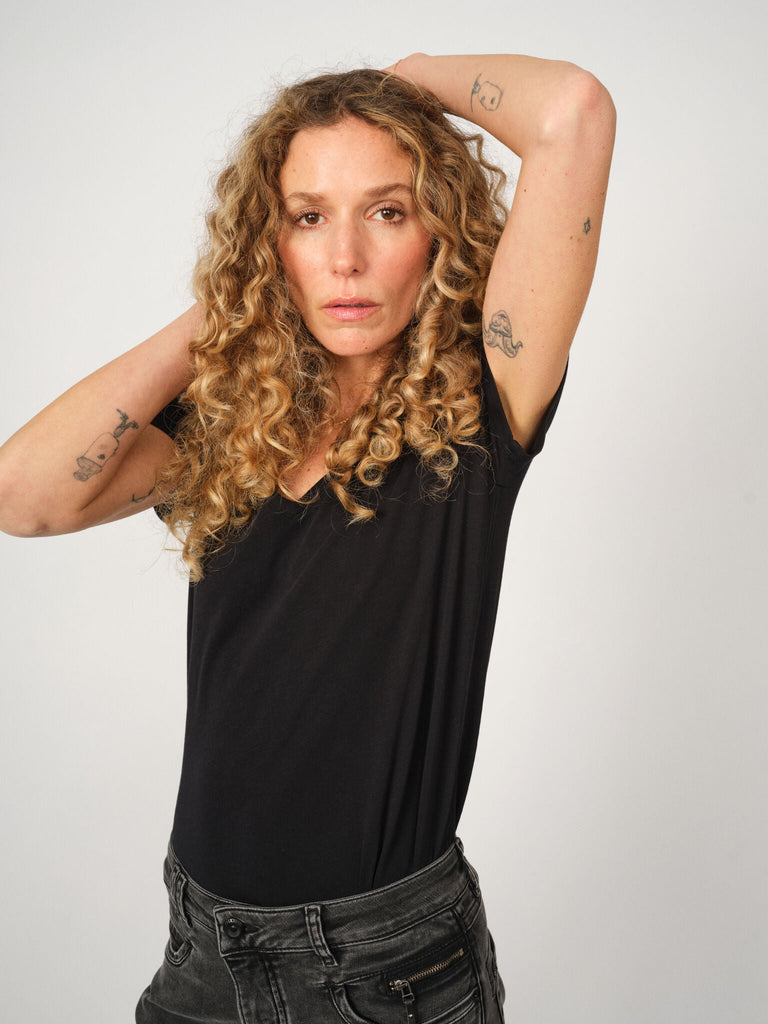 Mos Mosh - Arden Organic V-Neck SS Tee -