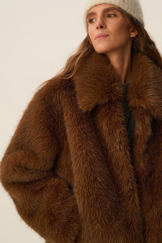 Des Petits Hauts - Ybou Faux Jacket -