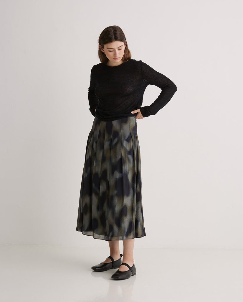 Yerse - Midi Pleats Skirt -