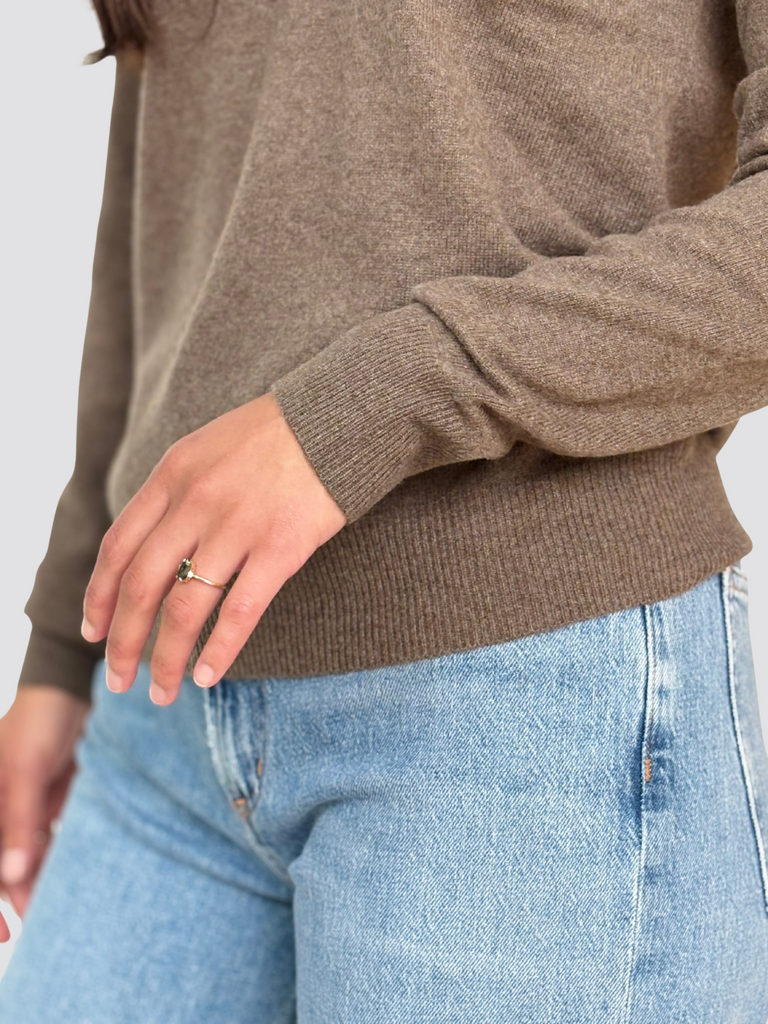 REPEAT - Basic Organic Cashmere V-Neck Sweater -