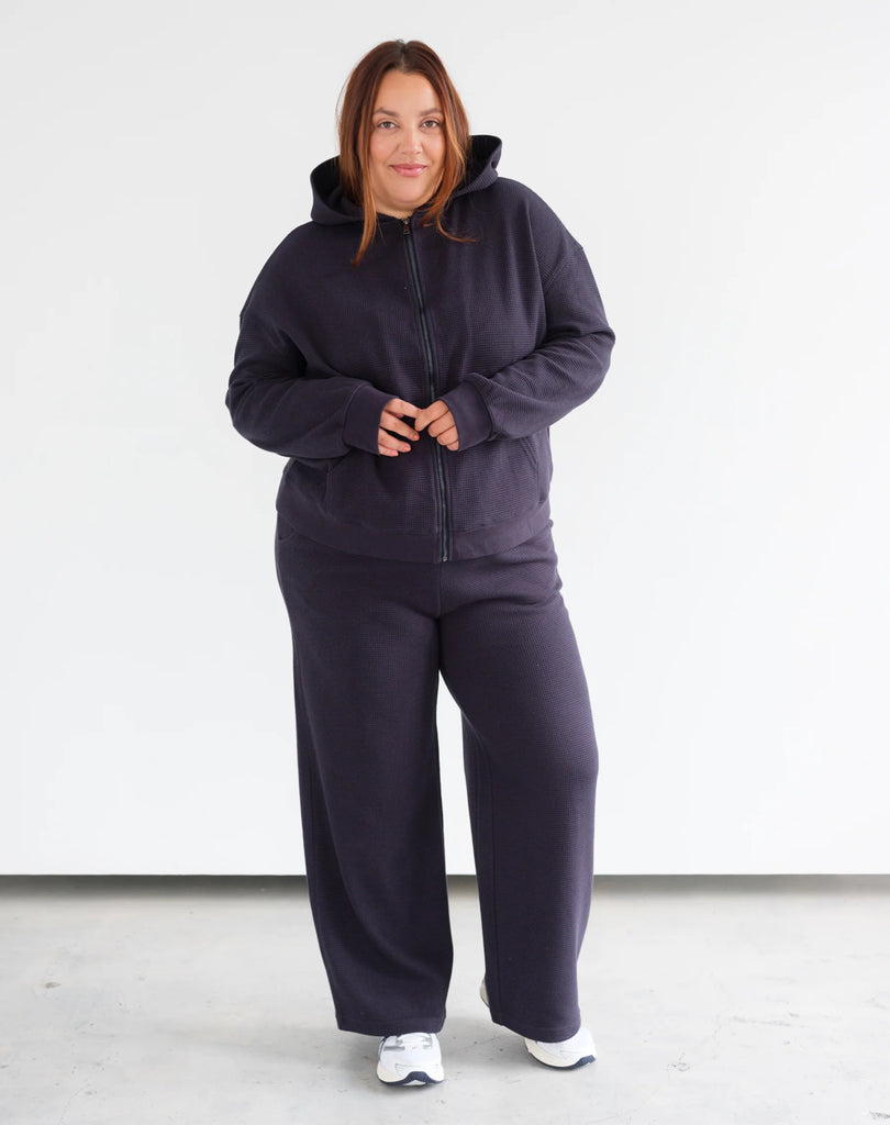 BRUNETTE The Label - Waffle Wide Leg Pant - Navy