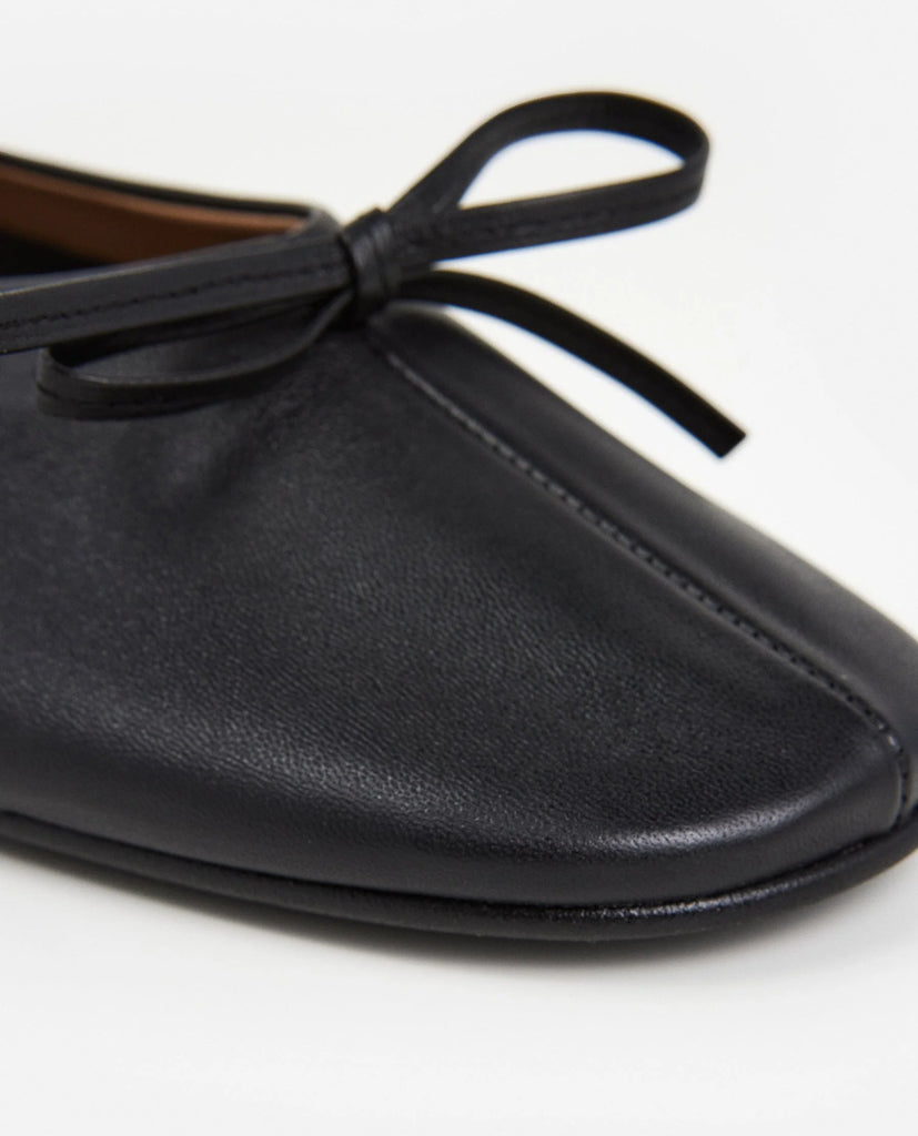 Flattered - Blaise Leather Flat -