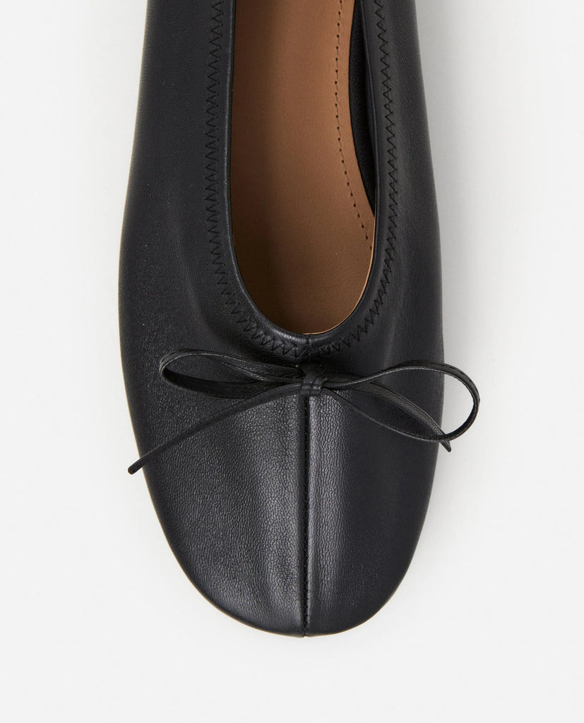 Flattered - Blaise Leather Flat -
