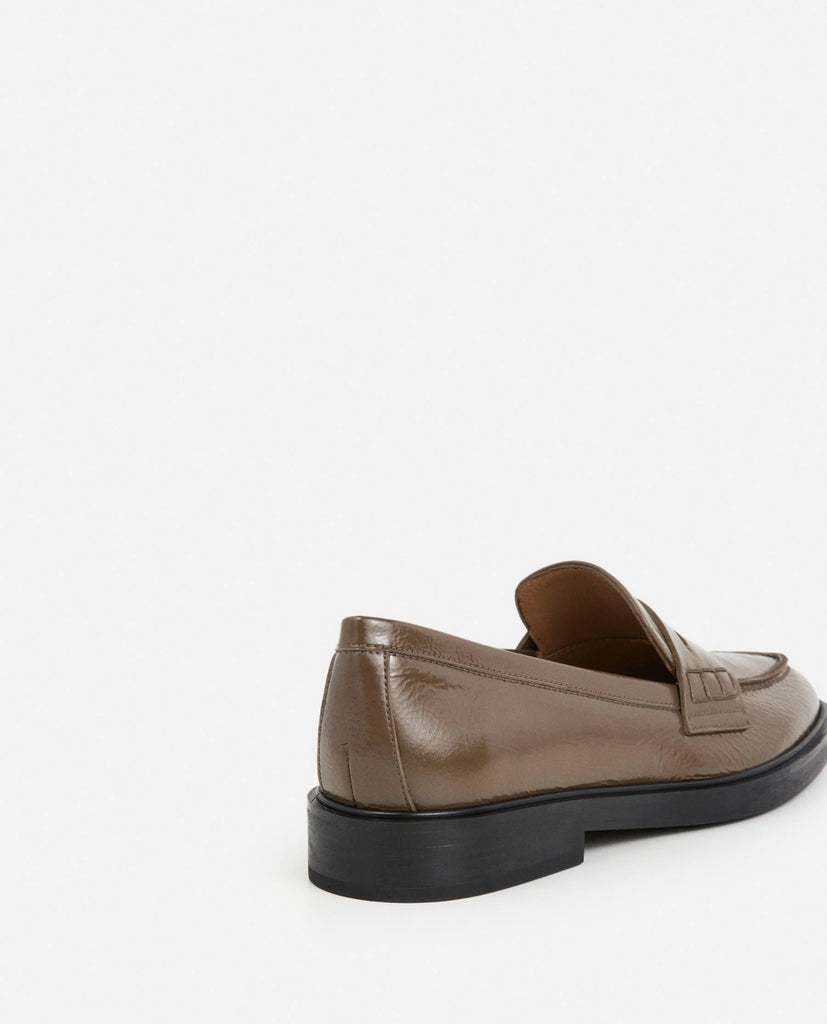 Flattered - Sara Leather Loafer -
