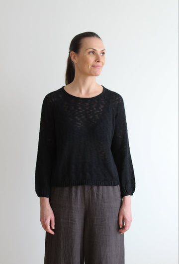 Sattva by Sarah - Flamme Balloon Sleeve Sweater - Black