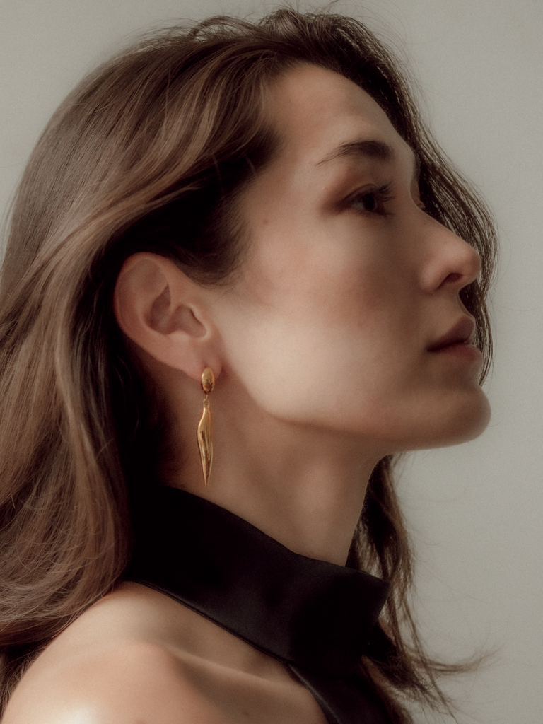 Vimeria - Petal Drop Earrings – Gold Vermeil -