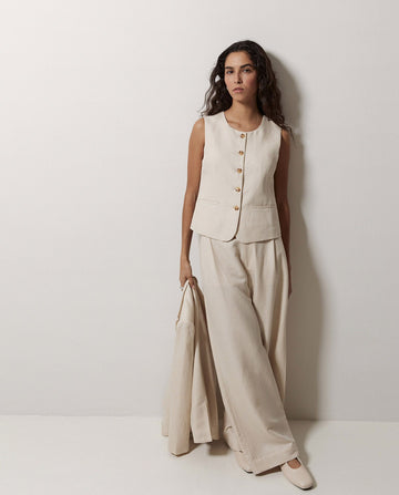 Yerse - Pleated Wide Leg Trouser - Ecru