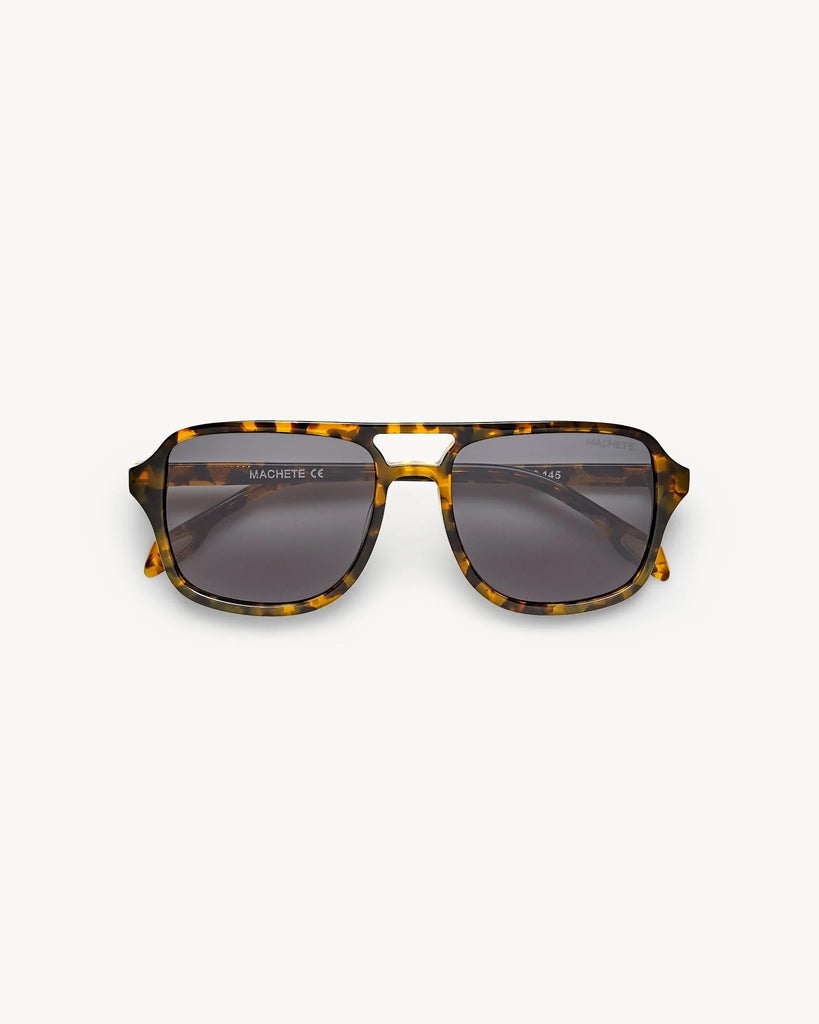 Machete - Jane Sunglasses in Classic Tortoise -