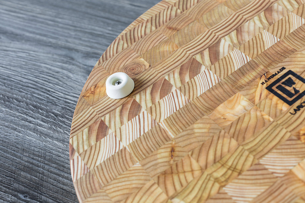 Larch Wood Canada - Round Cutting Board -