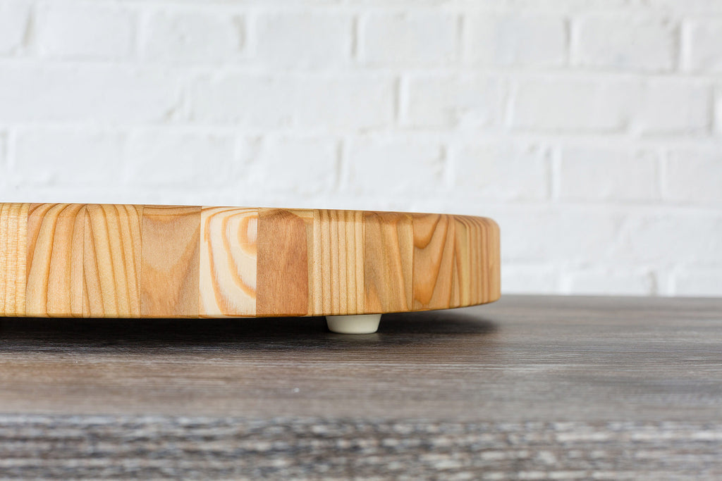 Larch Wood Canada - Round Cutting Board -