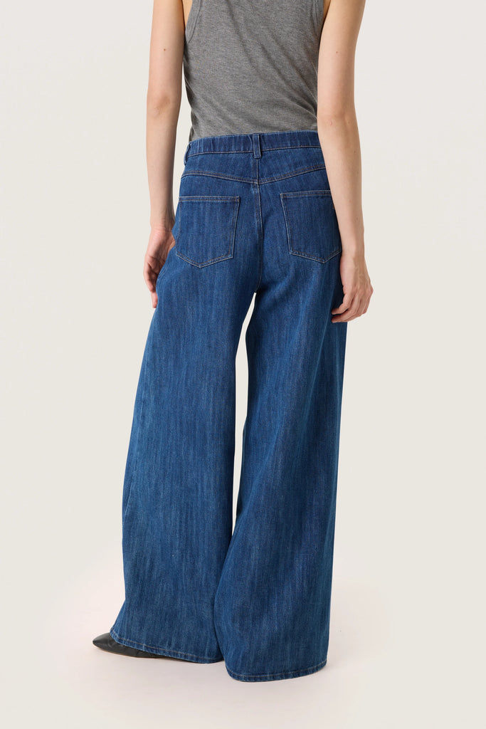 Soaked in Luxury - Zianna Jeans -