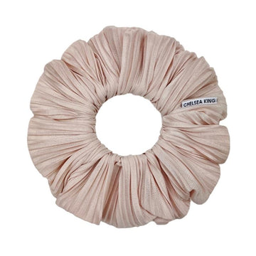 Chelsea King - Classic Plissé Scrunchie - Blush