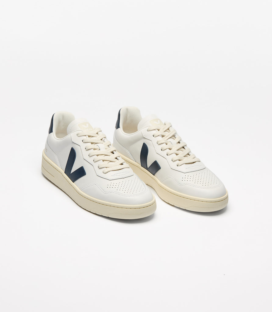 Veja - V-90 OT Leather Sneaker -