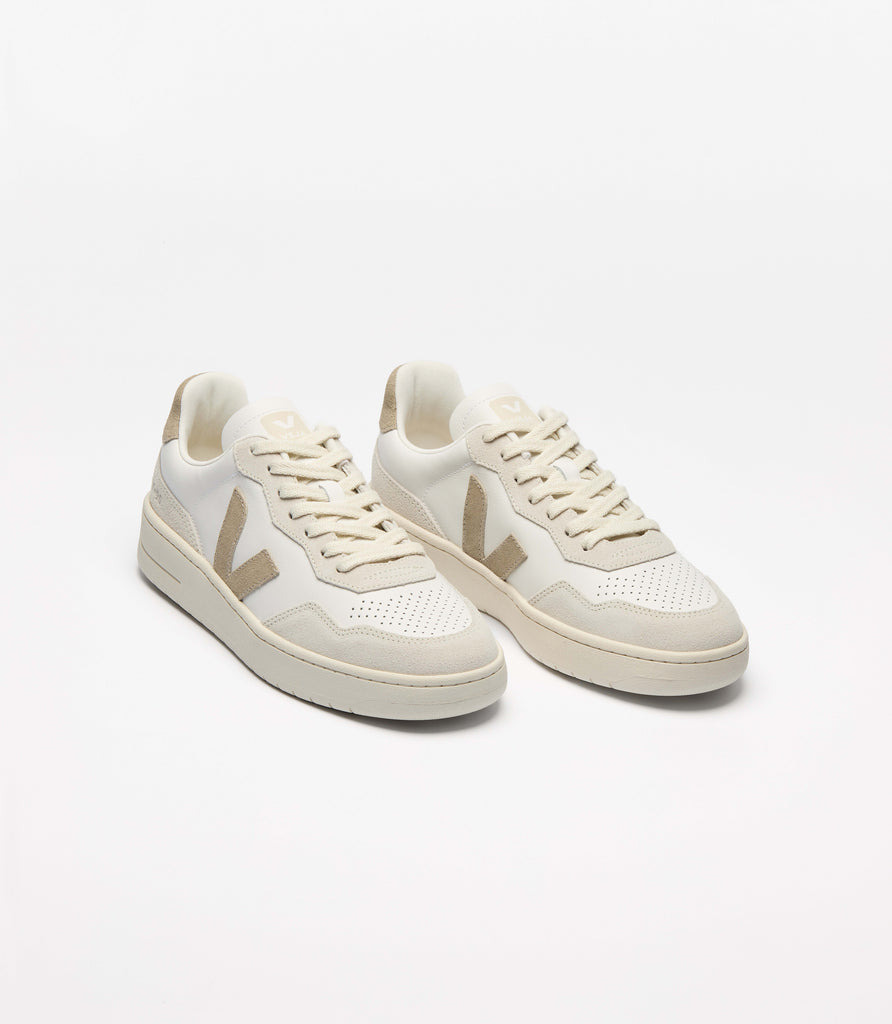 Veja - V-90 Sneaker -